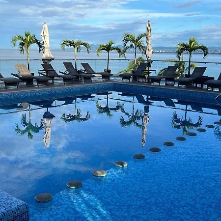The Paramar Beachfront Boutique Hotel With Breakfast Included - Downtown Malecon ปูแอร์โตบาญาร์ตา ภายนอก รูปภาพ